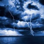 thumb_reflection-of-lightning-in-the-water-7200300